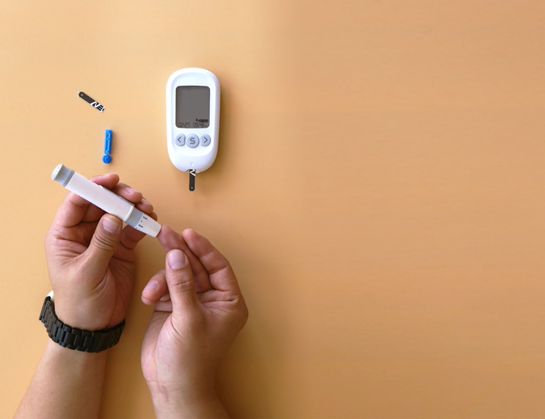 You are currently viewing Can Fruit on Your Fingers Cause a False High Blood Sugar Reading?